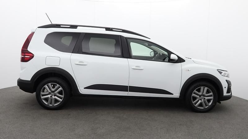 Used Dacia Jogger Expression 110 HP (80 kW) 2023 White MPV