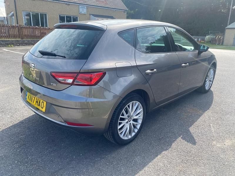 Used Seat Leon SE Dynamic 2017 Grey Hatchback