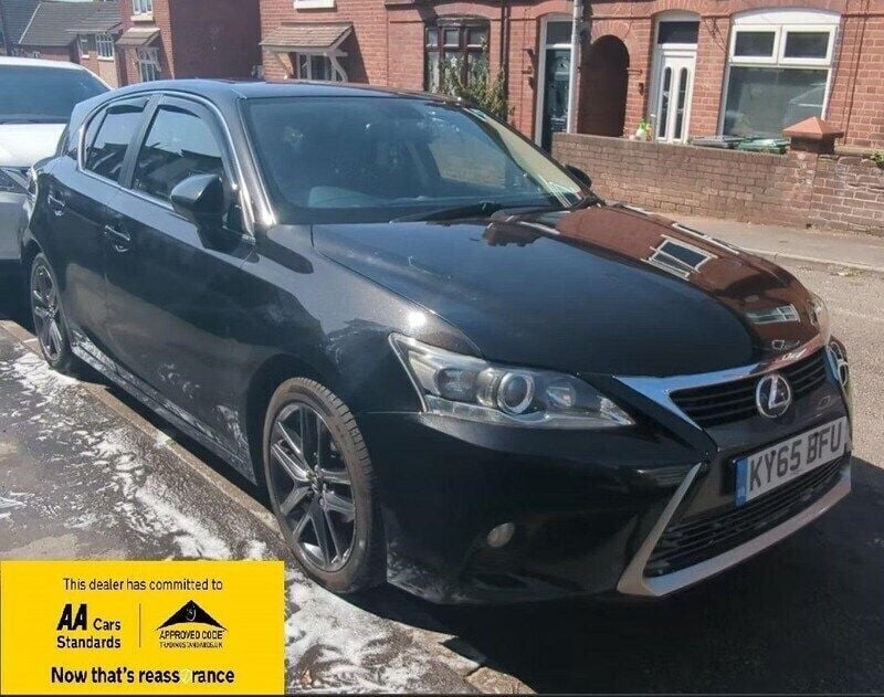 Black Used 2015 Lexus CT200h Hatchback | £9,480 (Fair price) - Image 1/4