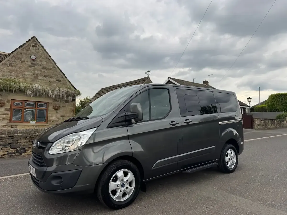 Used Ford Tourneo Titanium 2017 Grey MPV