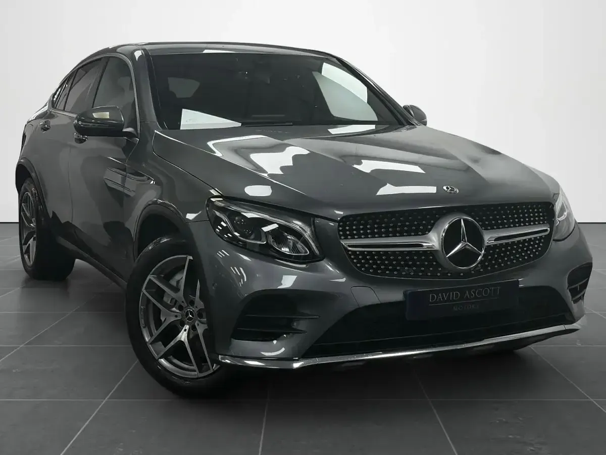 Begagnad Mercedes GLC220 AMG line 2018 Grå Sportkupé