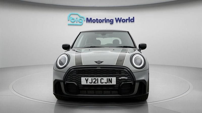 Used Mini Cooper Hatch 136 HP (100 kW) 2021 Grey Hatchback