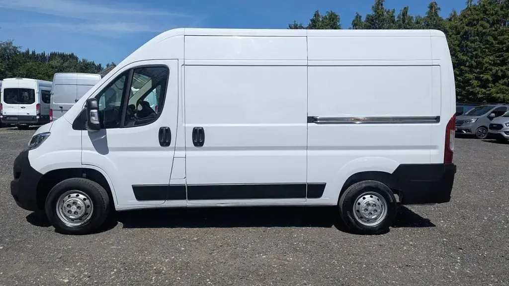 Used Citroën Relay 140 HP (102 kW) 2023 White Van