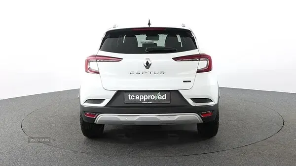 Used Renault Captur Techno 143 HP (105 kW) 2023 White/black SUV