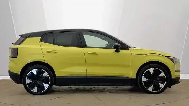 Used Volvo EX30 Performance 310 kW (422 HP) 2025 SUV