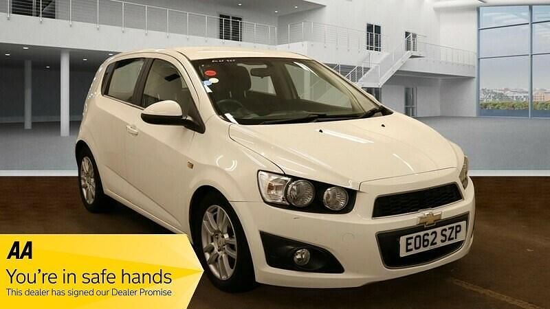 White Used 2012 Chevrolet Aveo LTZ Hatchback | £3,495 - Image 1/3