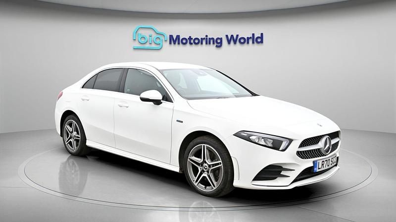 Used Mercedes A250 AMG line 259 HP (190 kW) 2020 White Sedan