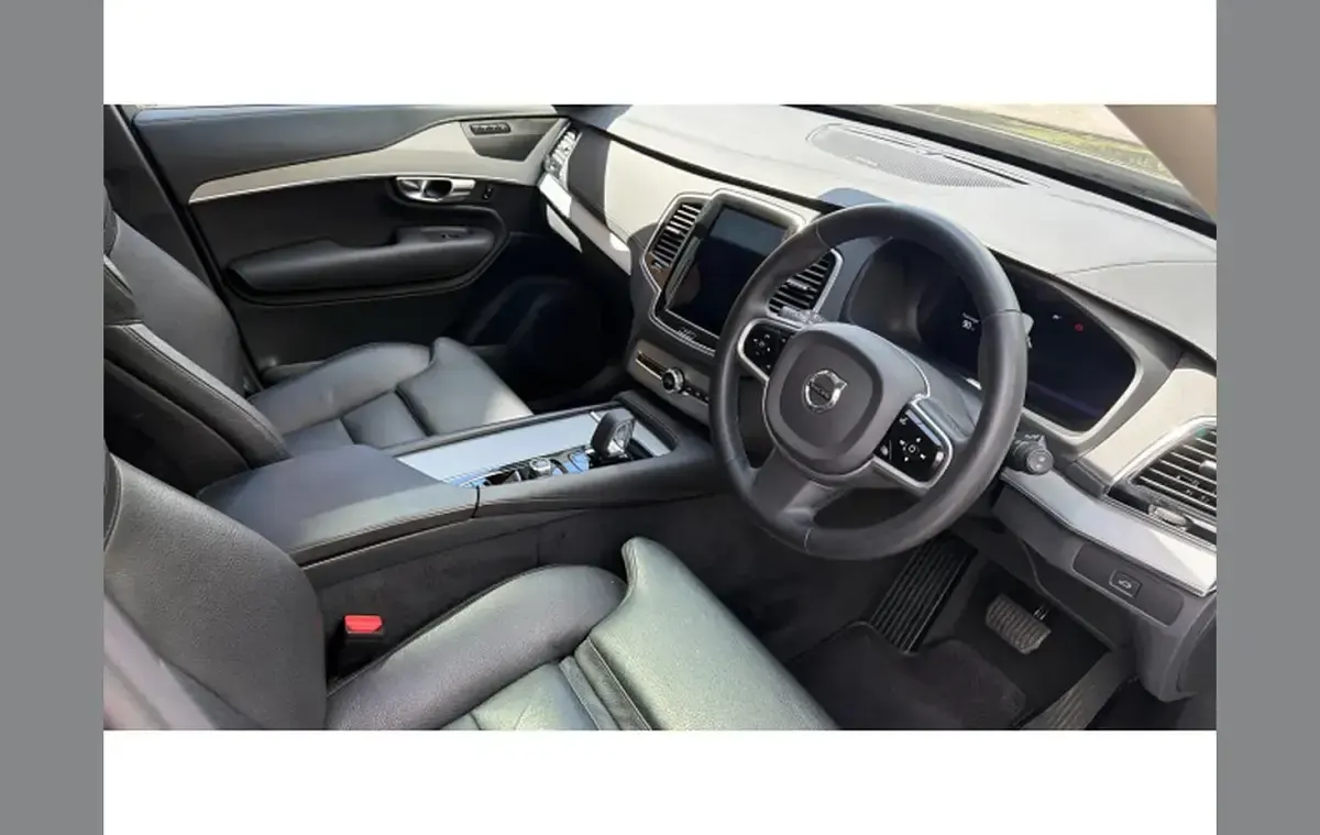 Used Volvo XC90 Plus 232 HP (170 kW) 2022 Black SUV