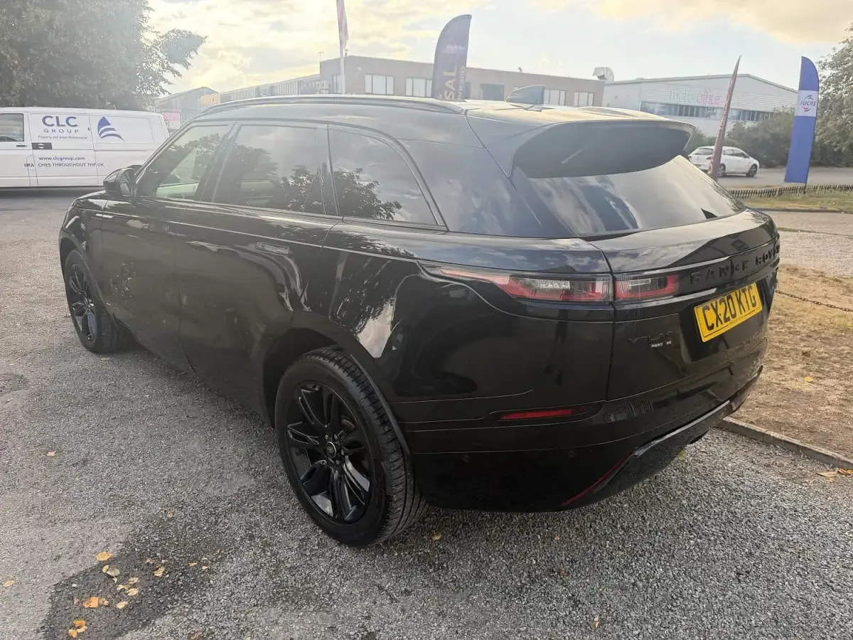 Used Land Rover Range Rover Velar SE Dynamic 245 HP (180 kW) 2020 Black SUV