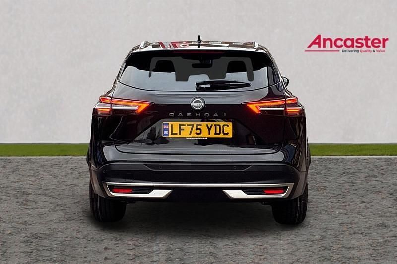 New Nissan Qashqai N-Connecta 2025 Pearl  black SUV
