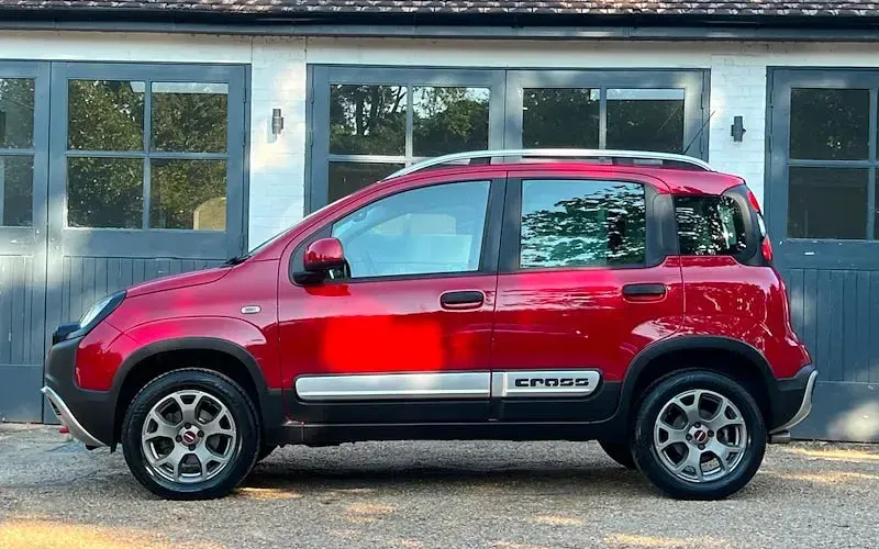 Used Fiat Panda Cross Cross 90 HP (66 kW) 2016 Red Hatchback