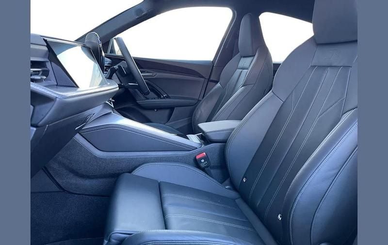 Used Audi Q5 Sportback Advanced 200 HP (147 kW) 2025 Black SUV