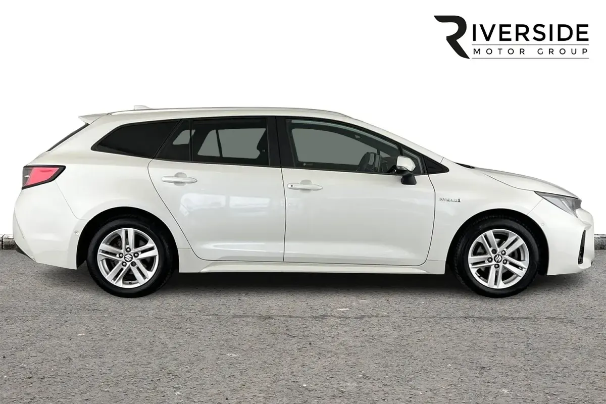 Used Suzuki Swace SZ5 122 HP (89 kW) 2020 White Estate