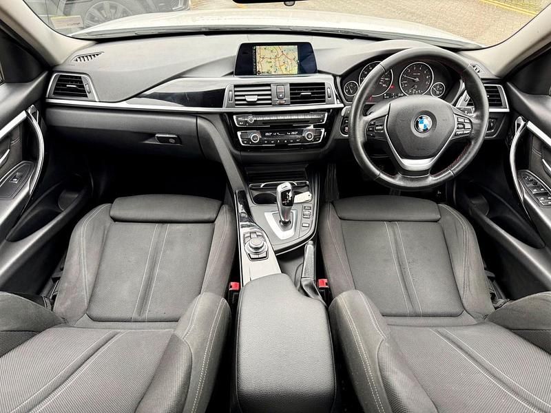 Used BMW 318 Sport Line 136 HP (100 kW) 2017 White Estate