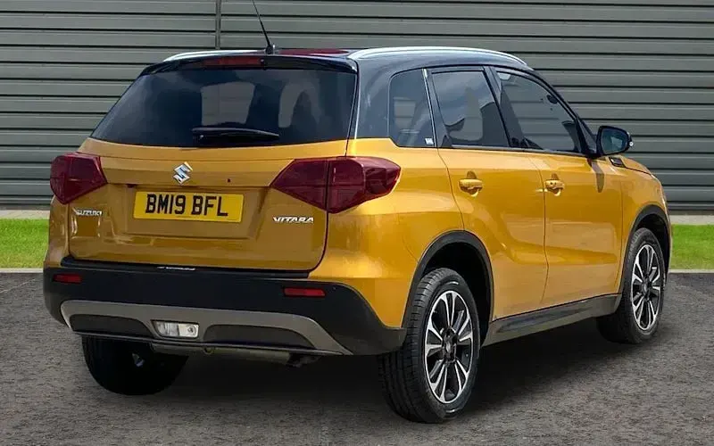 Used Suzuki Vitara SZ5 140 HP (102 kW) 2019 Yellow SUV