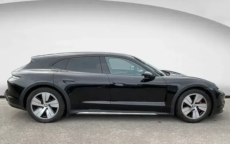 Used Porsche Taycan 4S Cross Turismo Cross Turismo 419 kW (571 HP) 2023 Estate
