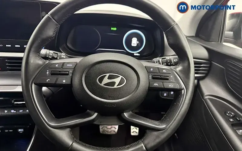 Used Hyundai Bayon Ultimate 101 HP (74 kW) 2025 Red SUV