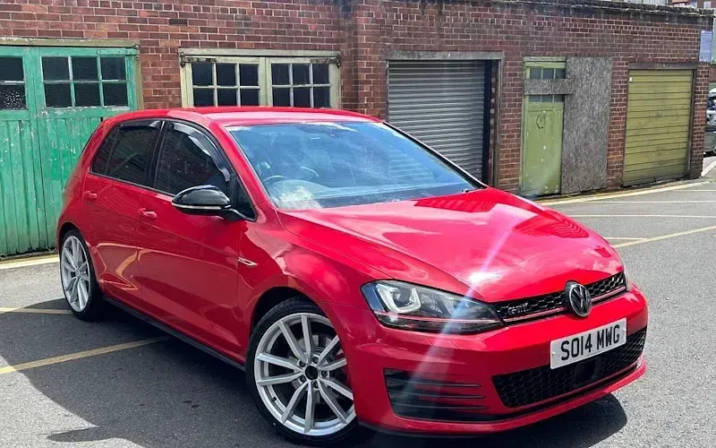 Used VW Golf VII GTI 220 HP (161 kW) 2014 Hatchback