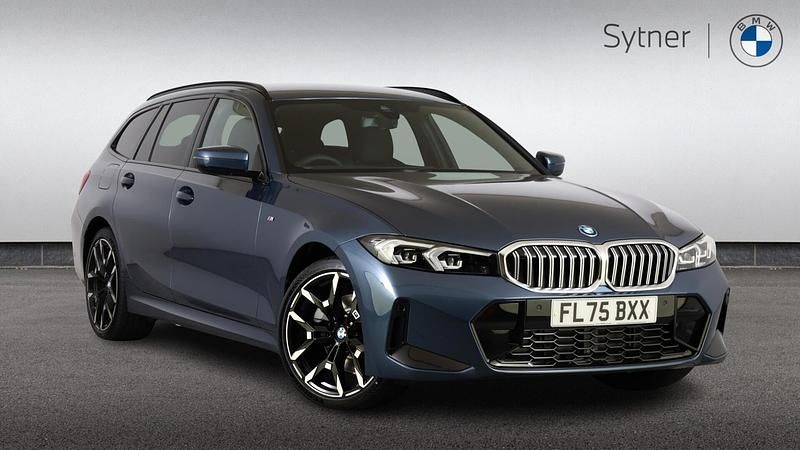 Used BMW 330e M Sport 288 HP (211 kW) 2025 Blue Estate