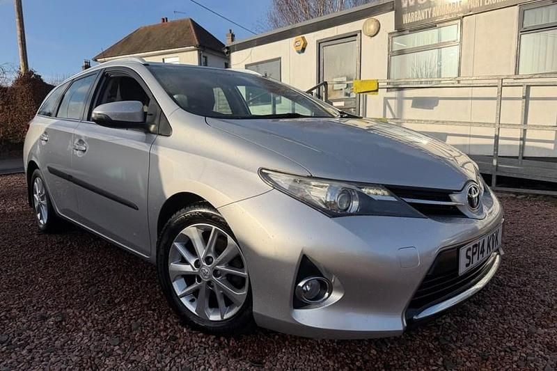 Used 2014 Toyota Auris Touring Sports Estate | £4,995 (Good price) - Image 1/1