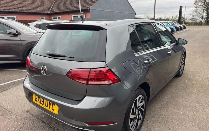 Used VW Golf VII Match 116 HP (85 kW) 2019 Hatchback