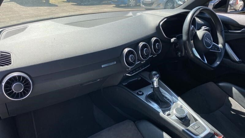 Begagnad Audi TT Sport 230 HK (169 kW) 2017 Svart Sportkupé