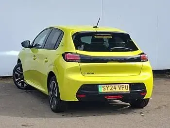 Used Peugeot e-208 Style 100 kW (136 HP) 2024 Yellow Hatchback