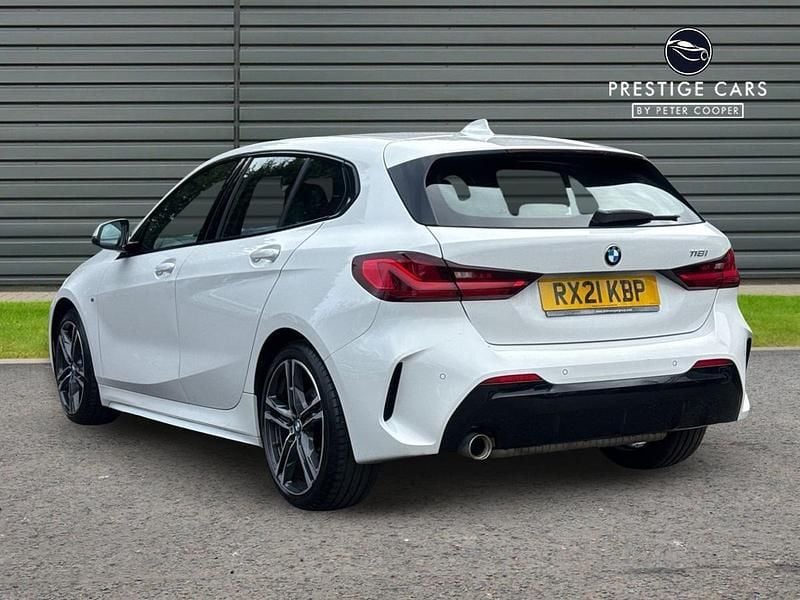 Used BMW 118 M Sport 138 HP (101 kW) 2021 White Hatchback