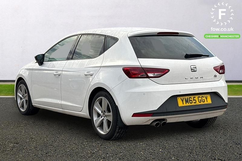 Used Seat Leon FR 150 HP (110 kW) 2016 White Hatchback
