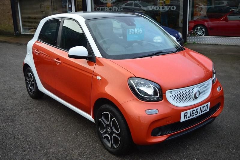 Orange Used 2015 Smart ForFour Premium Hatchback | £5,695 (Fair price) - Image 1/4