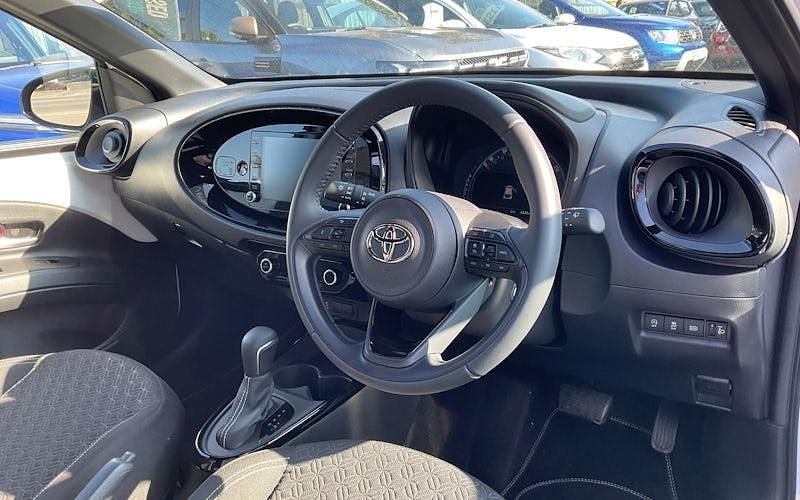 Used Toyota Aygo X 72 HP (52 kW) 2025 SUV