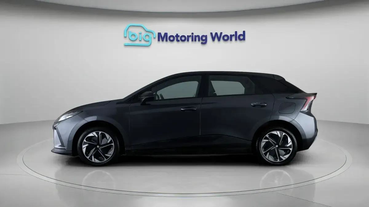 Used MG MG4 EV SE 319 kW (435 HP) 2023 Grey Hatchback