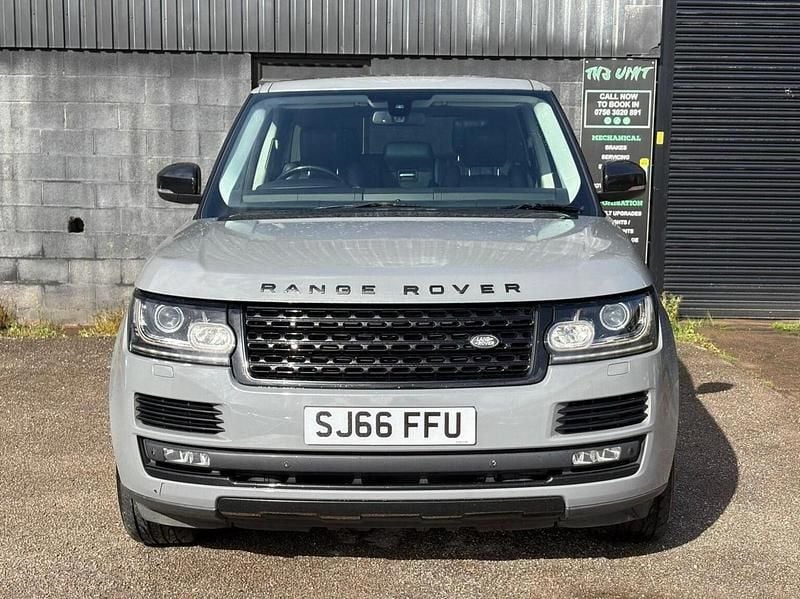 Begagnad Land Rover Range Rover S 258 HK (189 kW) 2016 Grå SUV