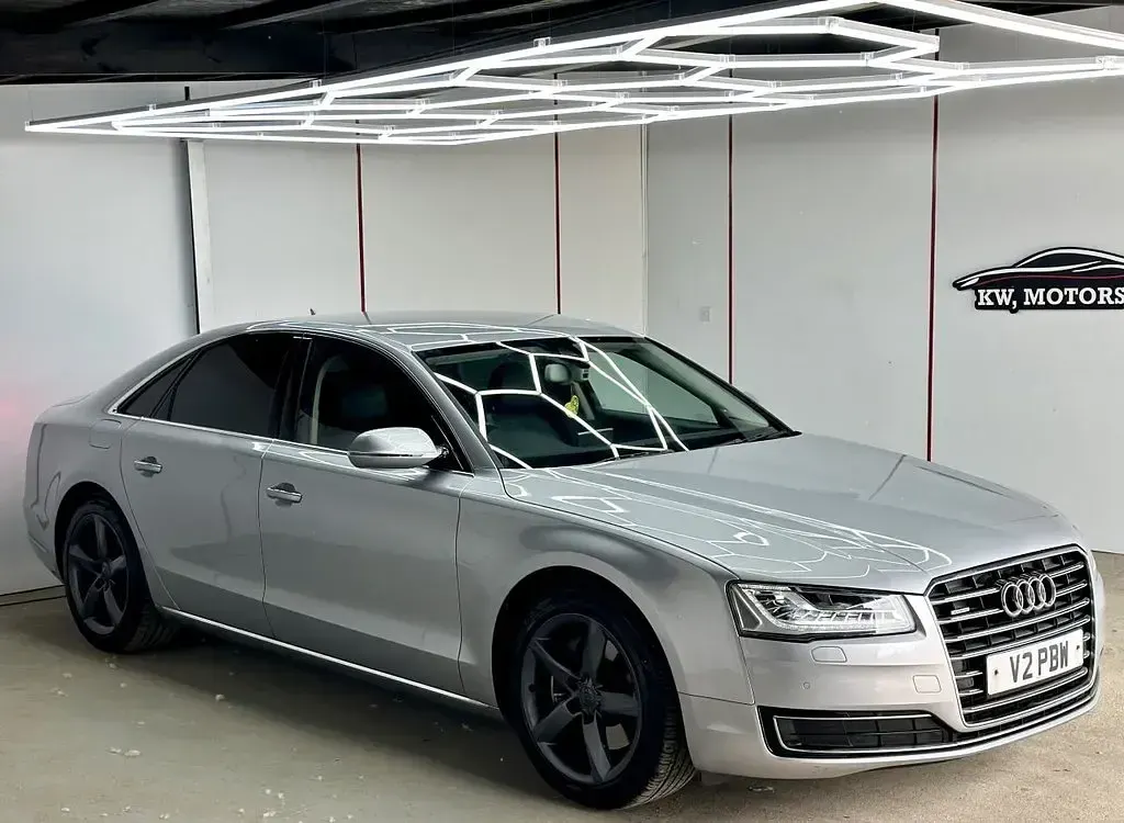 Used Audi A8 Advanced 2014 Silver Sedan