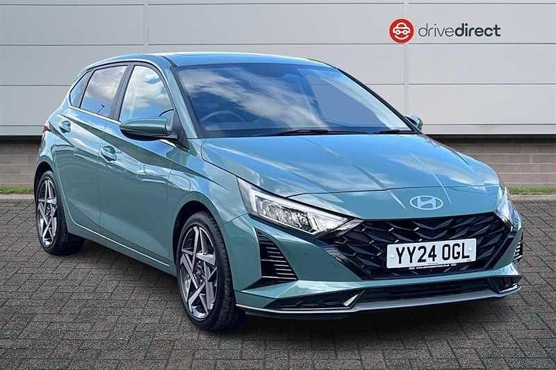 Used Hyundai i20 Ultimate 100 HP (73 kW) 2024 Green Hatchback