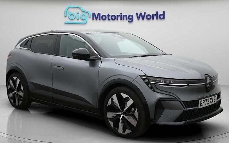 Used Renault Megane E-Tech Techno 160 kW (218 HP) 2023 Grey/black Hatchback