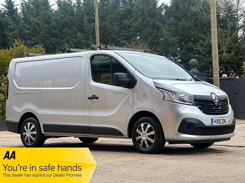 Used Renault Trafic Business 2015 Silver MPV