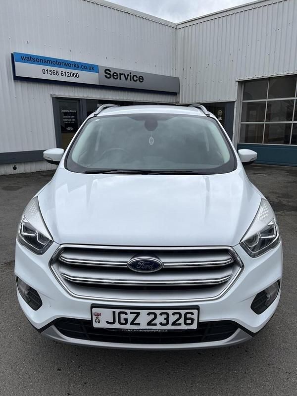 Used Ford Kuga Titanium 150 HP (110 kW) 2018 White SUV