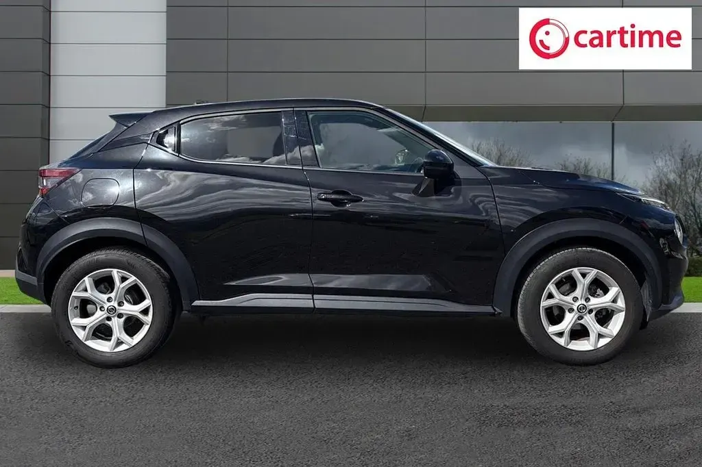 Used Nissan Juke N-Connecta 117 HP (86 kW) 2020 Black SUV
