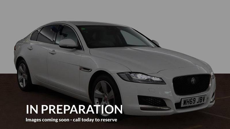 White Used 2019 Jaguar XF Portfolio Sedan | £15,920 (Fair price) - Image 1/4