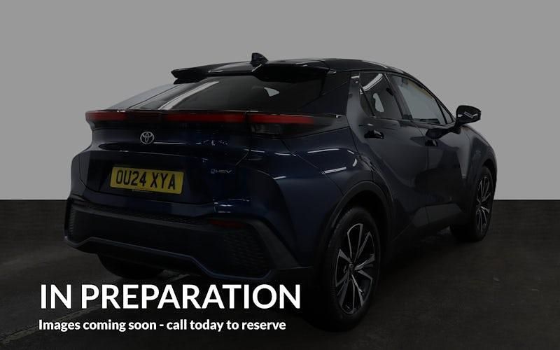 Used Toyota C-HR Design 140 HP (102 kW) 2026 SUV