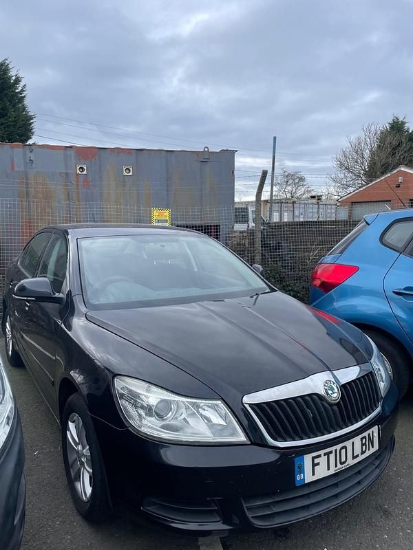Used Skoda Octavia SE 105 HP (77 kW) 2010 Black Hatchback