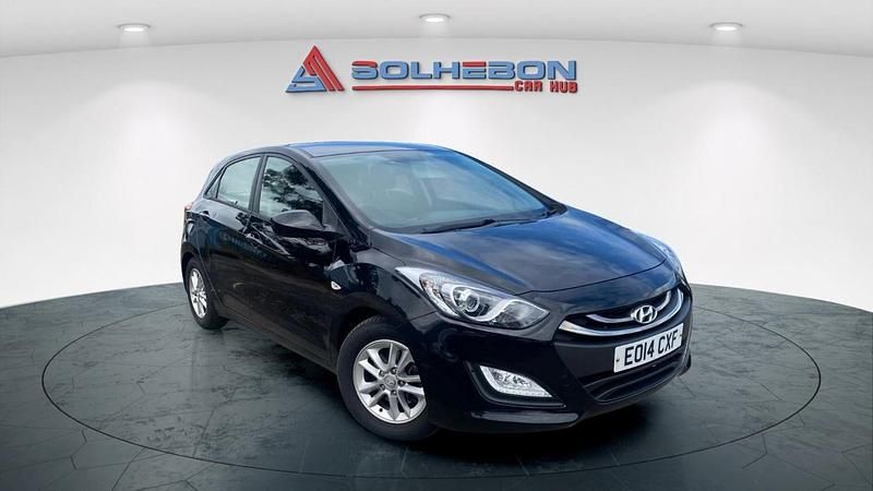 Black Used 2014 Hyundai i30 Active Hatchback | £6,595 (Fair price) - Image 1/3