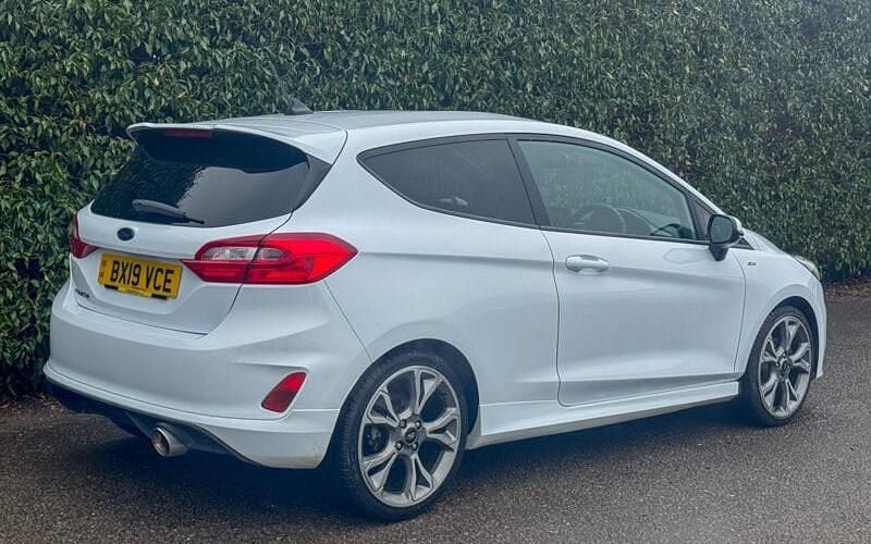 Used Ford Fiesta ST-Line X 125 HP (91 kW) 2019 White Hatchback