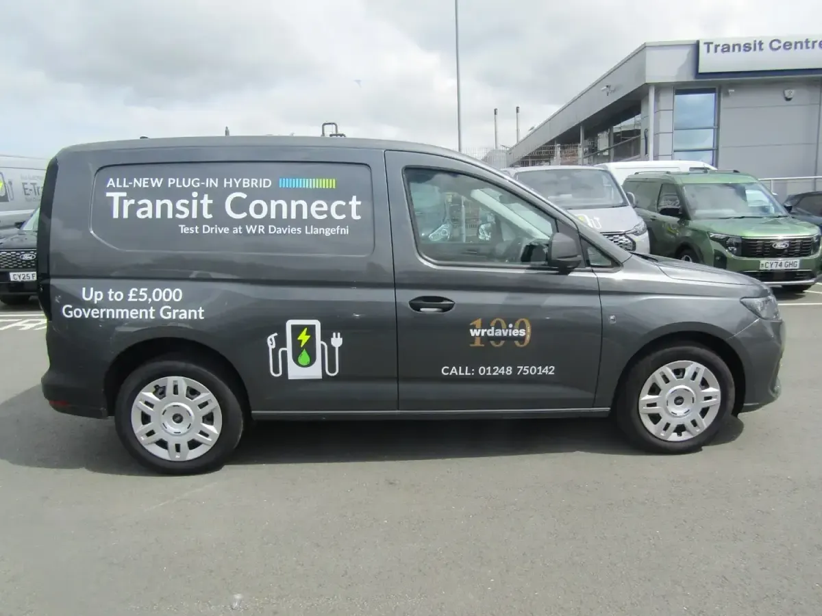 Second-hand Ford Transit Connect Trend 150 CP (110 kW) 2025 Gri Monovolum