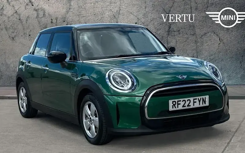 Used Mini Cooper Classic 136 HP (100 kW) 2022 Hatchback