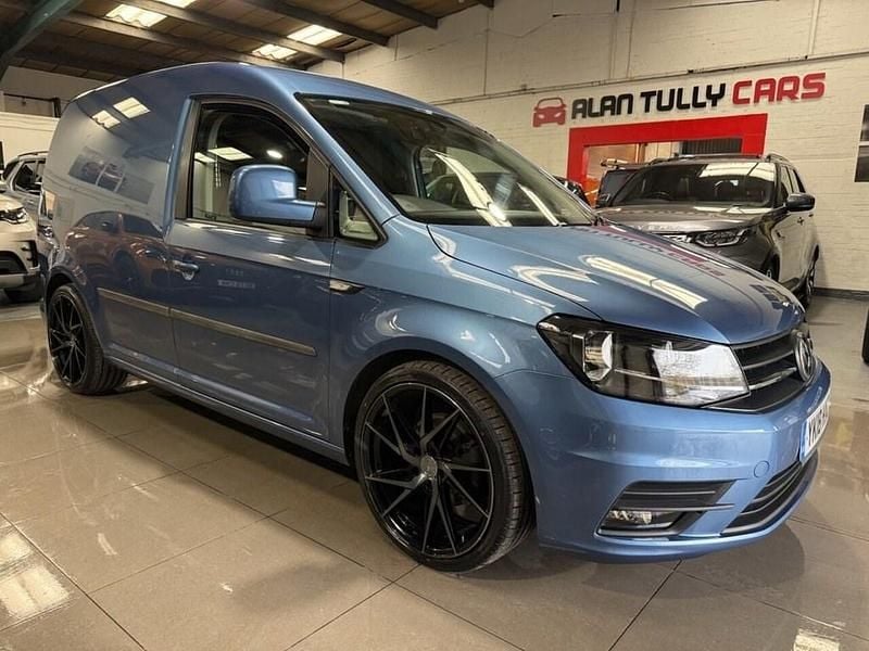 Used VW Caddy Highline 2018 Blue MPV