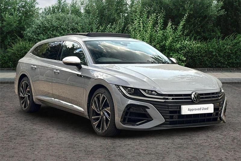 Moonstone grey Used 2024 VW Arteon R Estate | £37,050 (Fair price) - Image 1/4