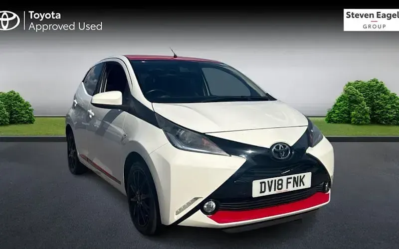 Used Toyota Aygo x-press 69 HP (50 kW) 2018 Hatchback