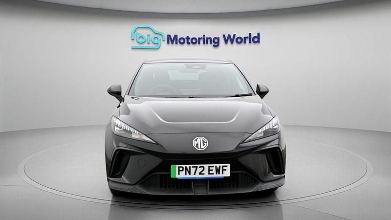 Used MG MG4 EV SE 319 kW (435 HP) 2022 Black Hatchback